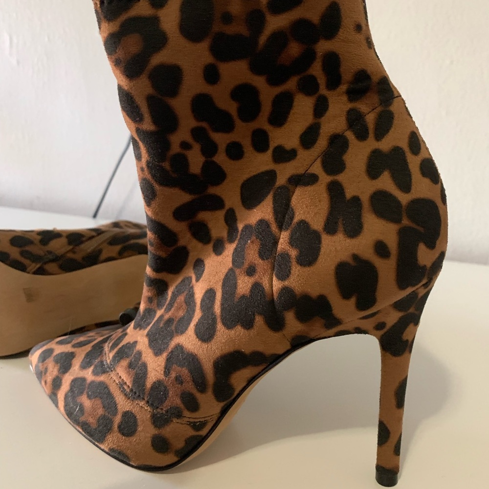 Jessica Simpson booties